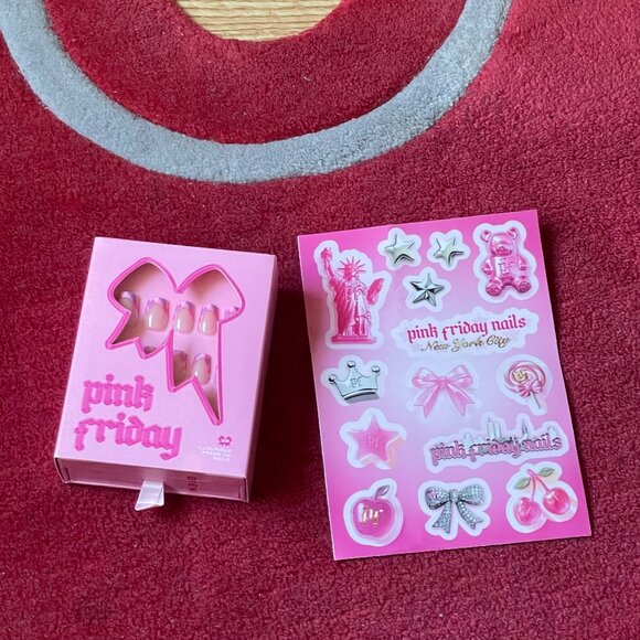 Nicki Minaj Pink Friday Press On Nails - Picture 3 of 4